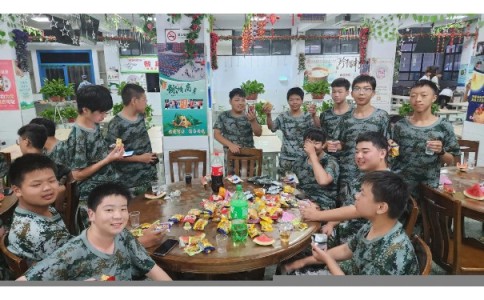 西安市鄠邑区有哪些全封闭寄宿学校,本文为您重点阐述! 西安市鄠邑区有哪些全封闭寄宿学校,本文为您重点阐述!